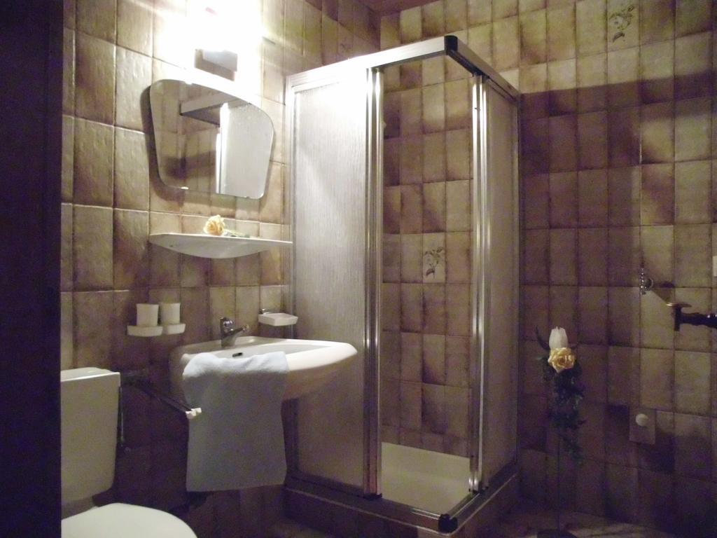 Ferienwohnungen Rahm Mayrhofen Chambre photo