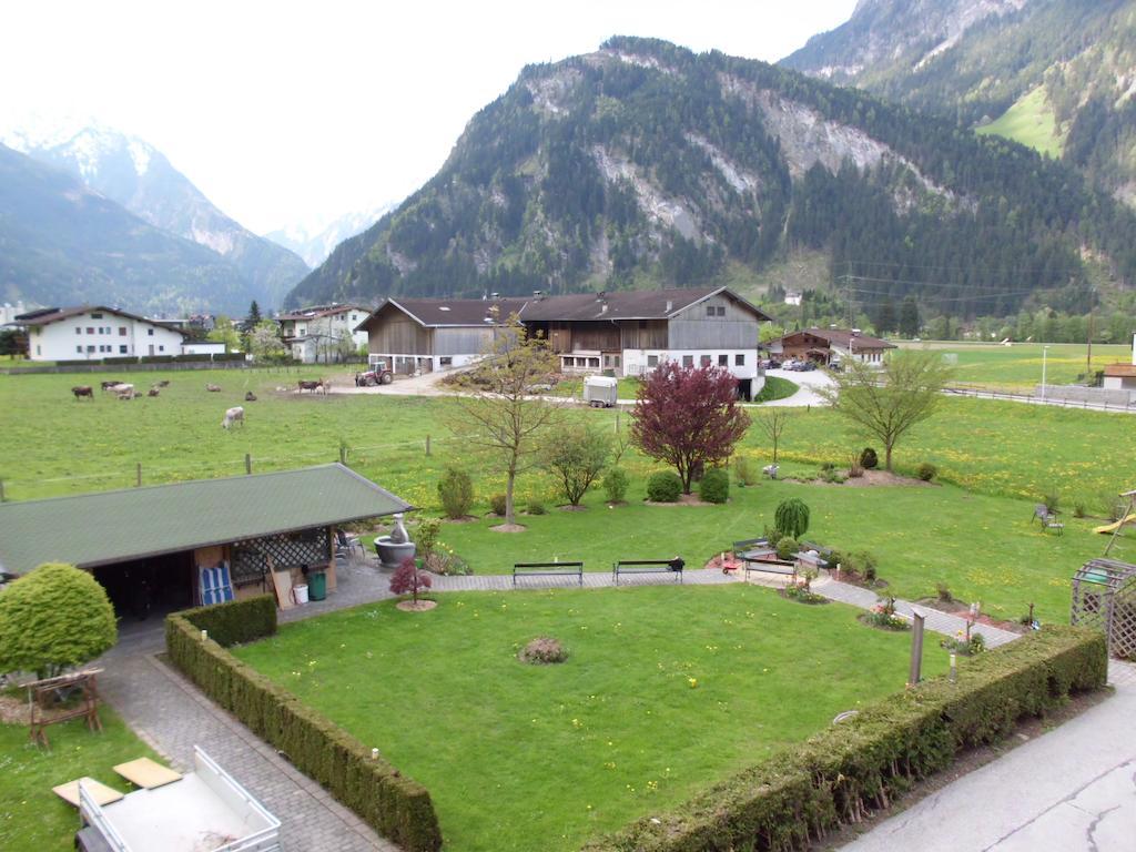 Ferienwohnungen Rahm Mayrhofen Chambre photo