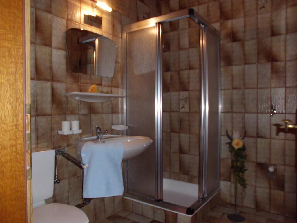 Ferienwohnungen Rahm Mayrhofen Chambre photo